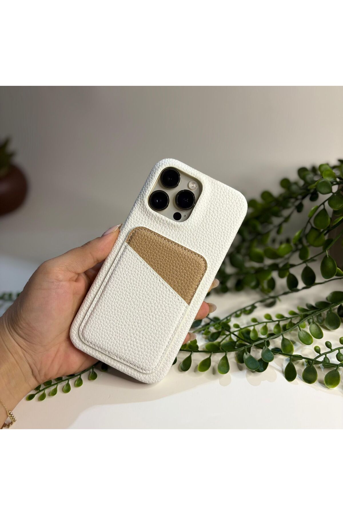EPAksesuar EpaPort Cüzdanlı Deri Telefon Kılıfı – Kart Bölmeli, Şık ve Koruyucu Tasarım Iphone 11-Beyaz