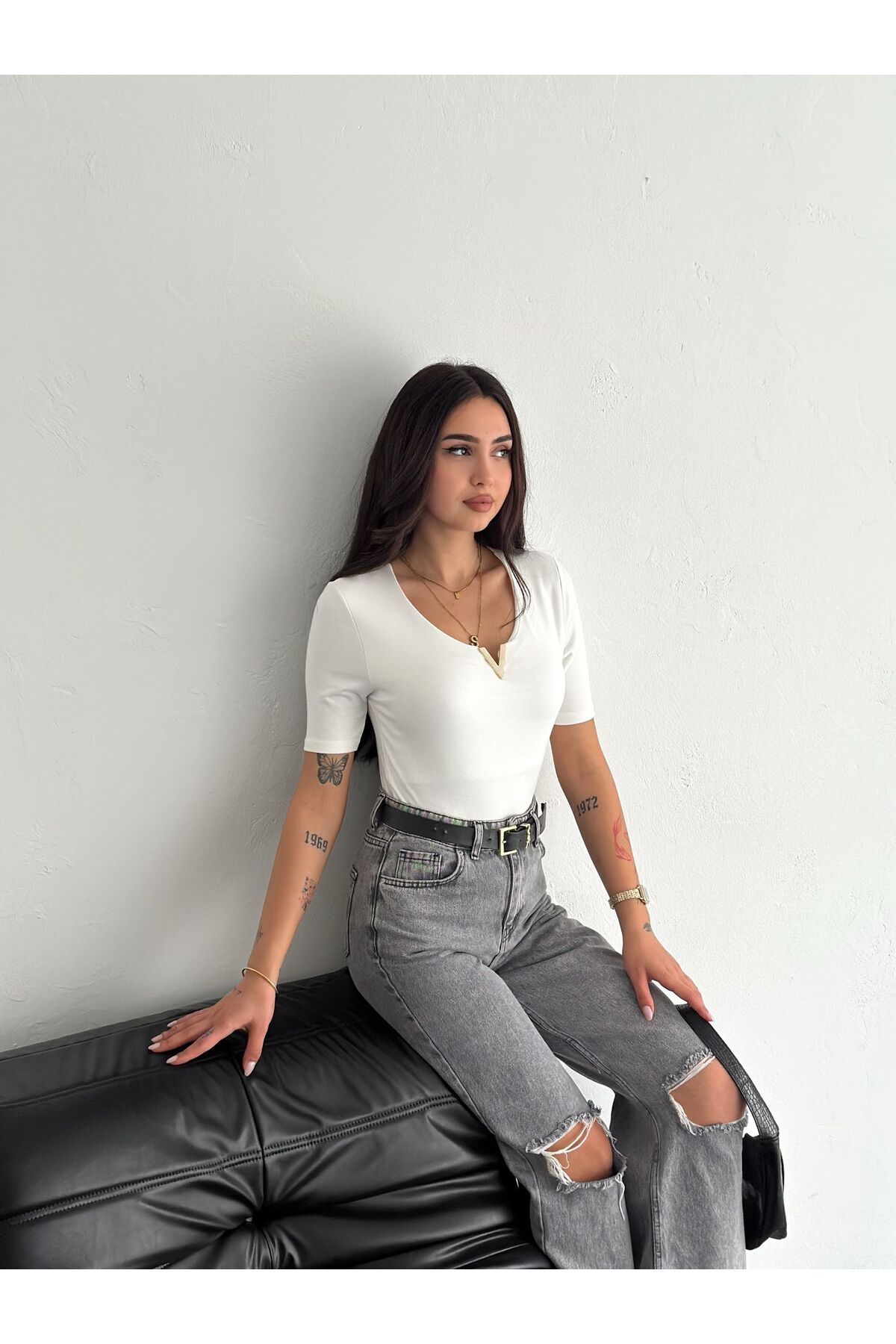Noa Noa V Metal Detaylı Kısa Kollu Crop T-Shirt