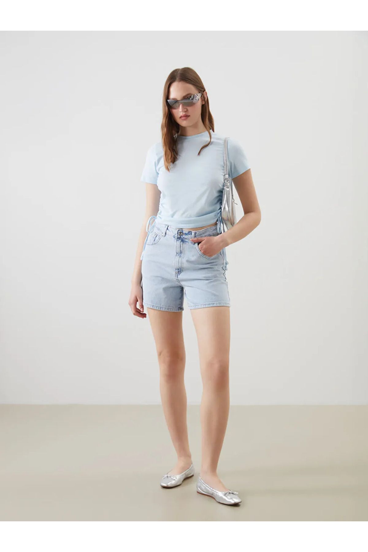 LC Waikiki XSIDE Mavi Mom Fit Kadın Jean Şort