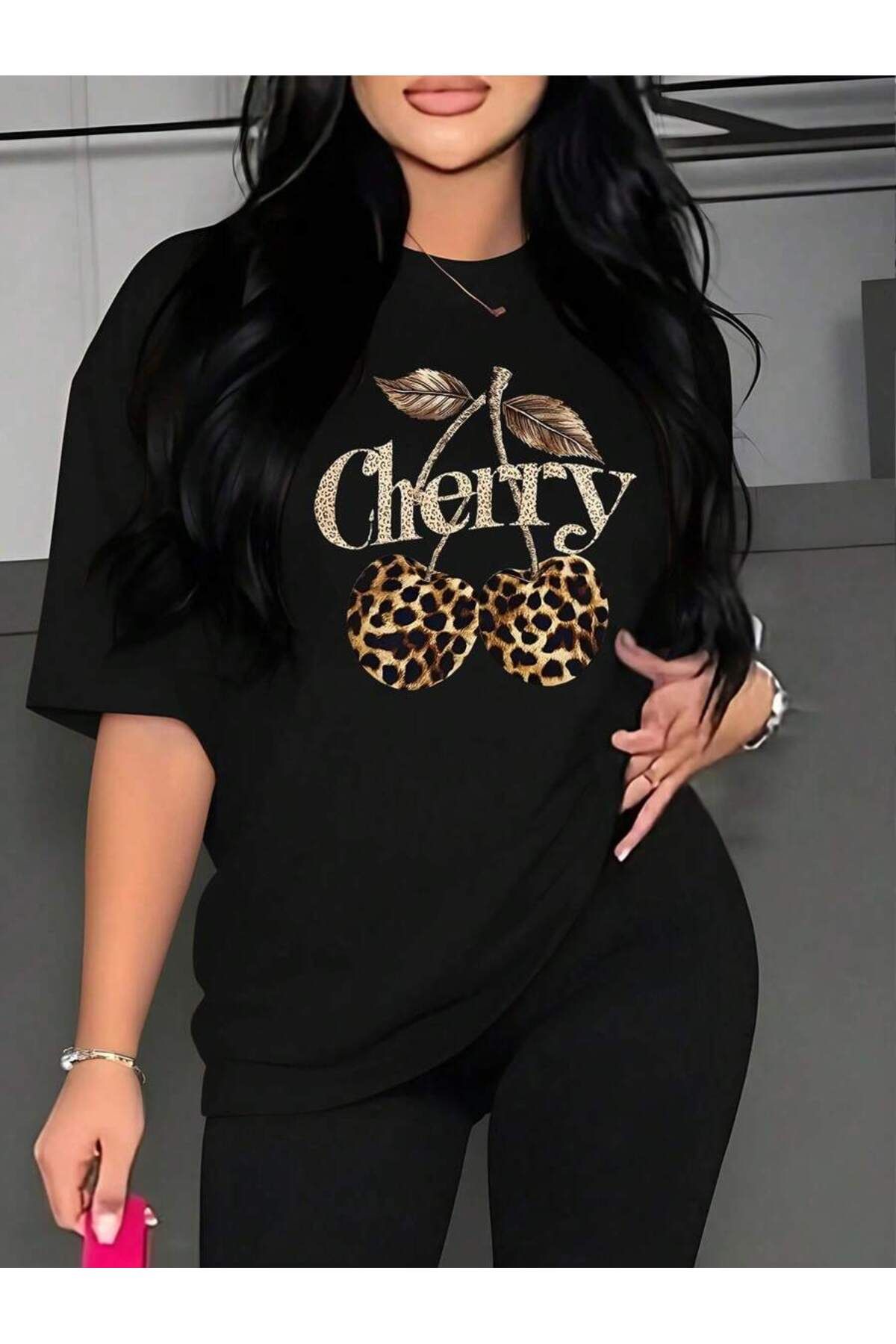 cc collection Leopar Desenli Kiraz Baskı Detaylı Kadın Oversize T-Shirt