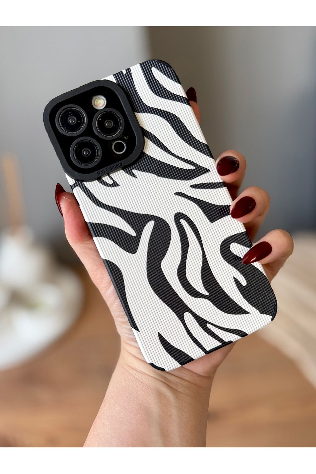MirazTasarim IPHONE 14 PROMAX ZEBRA DESENLİ SİYAH KILIF