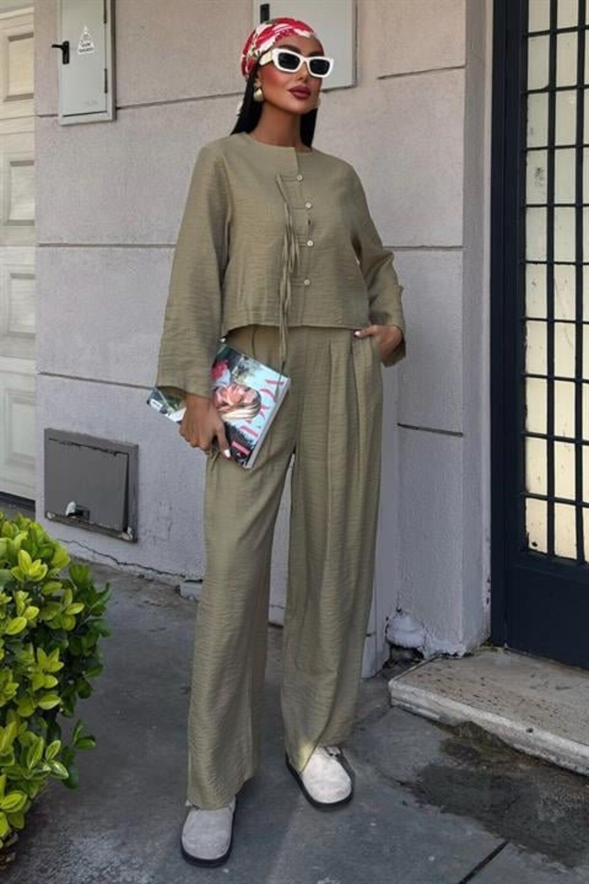 velmorafashion Önü İnce Kordon Detaylı Ve Double Paça Pantolonlu Takım 10180
