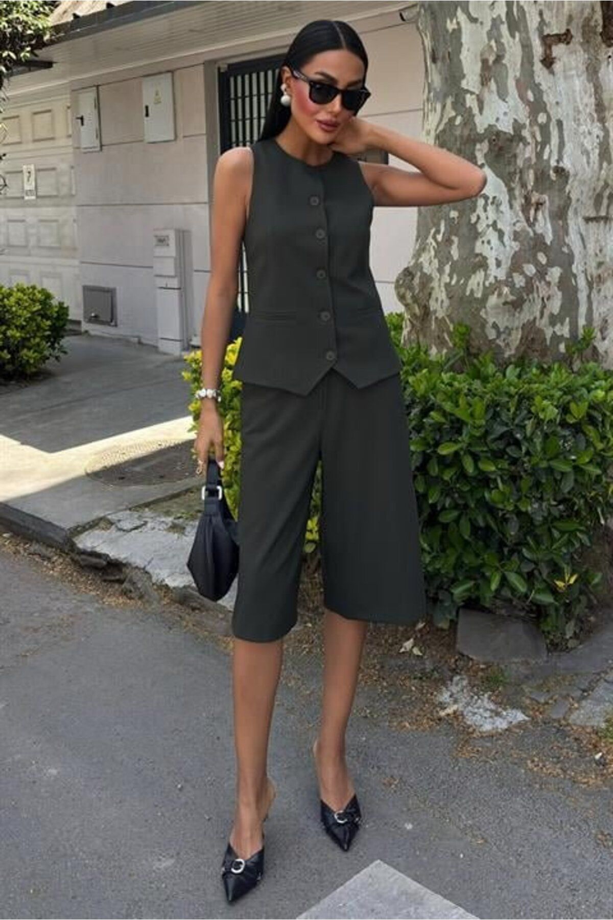 velmorafashion Midi Şortlu Ve Yelekli Viscon Takım 10167