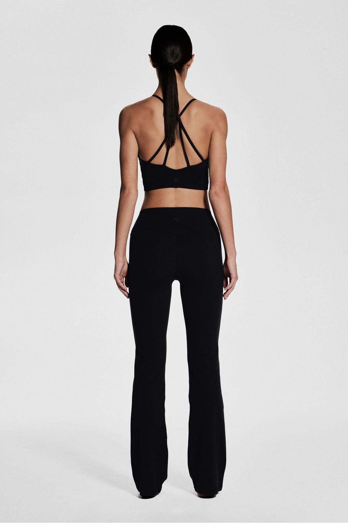 H&M-Flared yoga leggings with SoftMove™ Lycra® 6