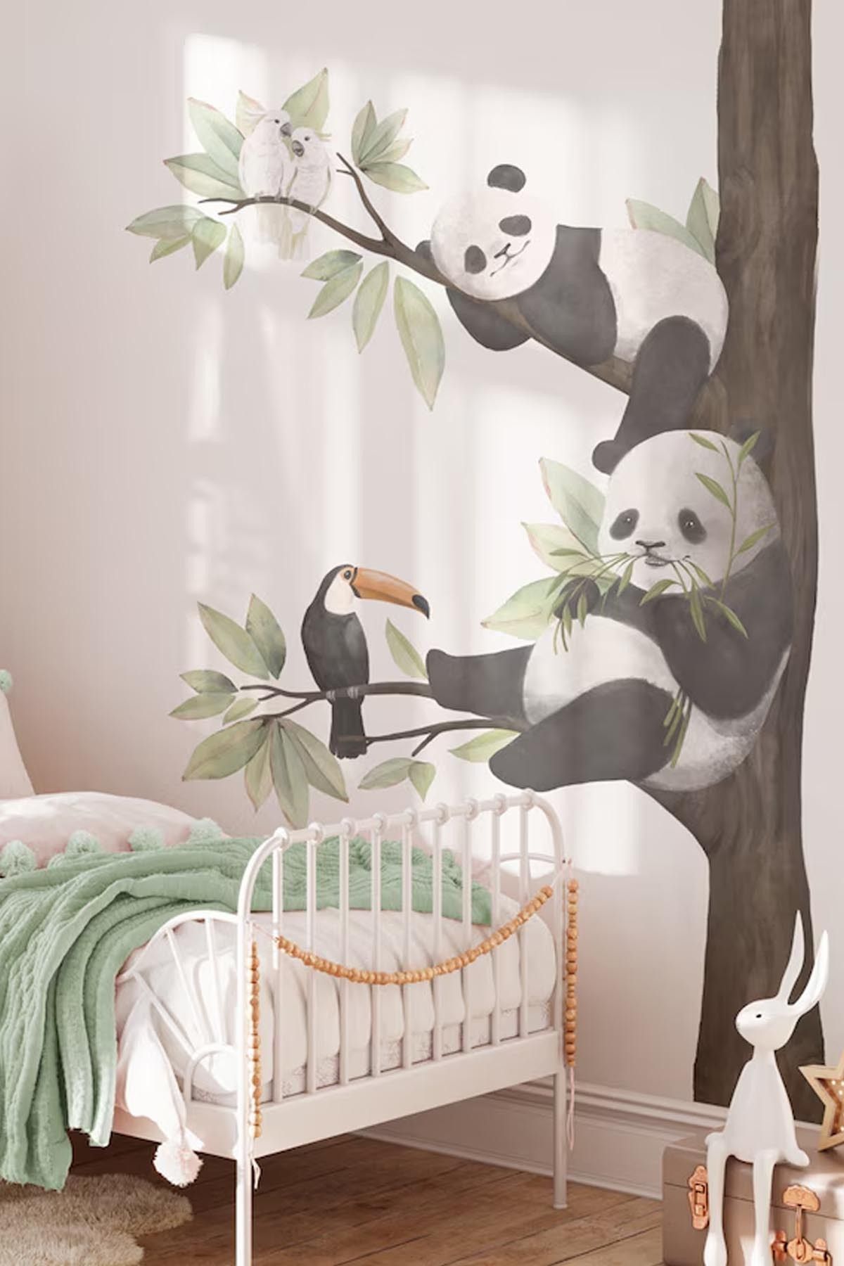 KT Decor Orman Arkadaşları Woodland Panda Ailesi Duvar Sticker Seti
