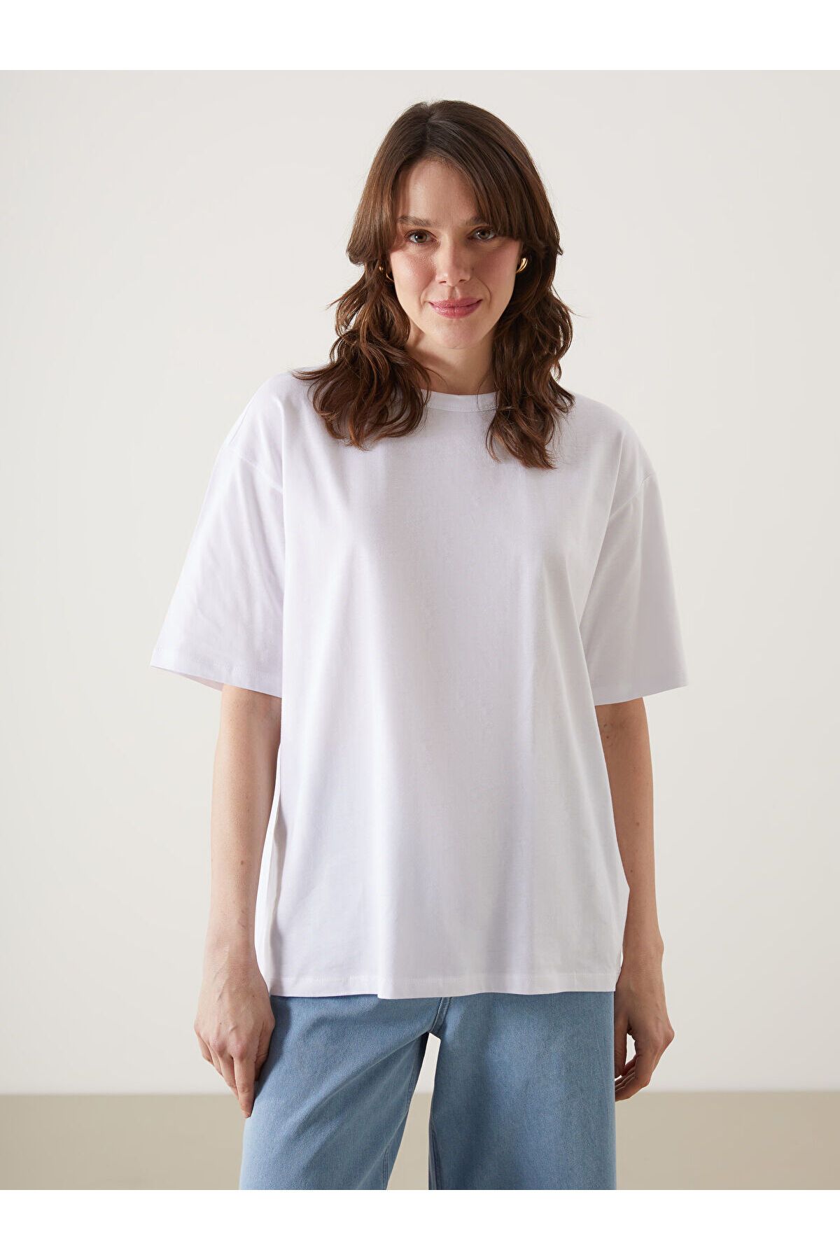 LC Waikiki Bisiklet Yaka Oversize Kadın Tişört