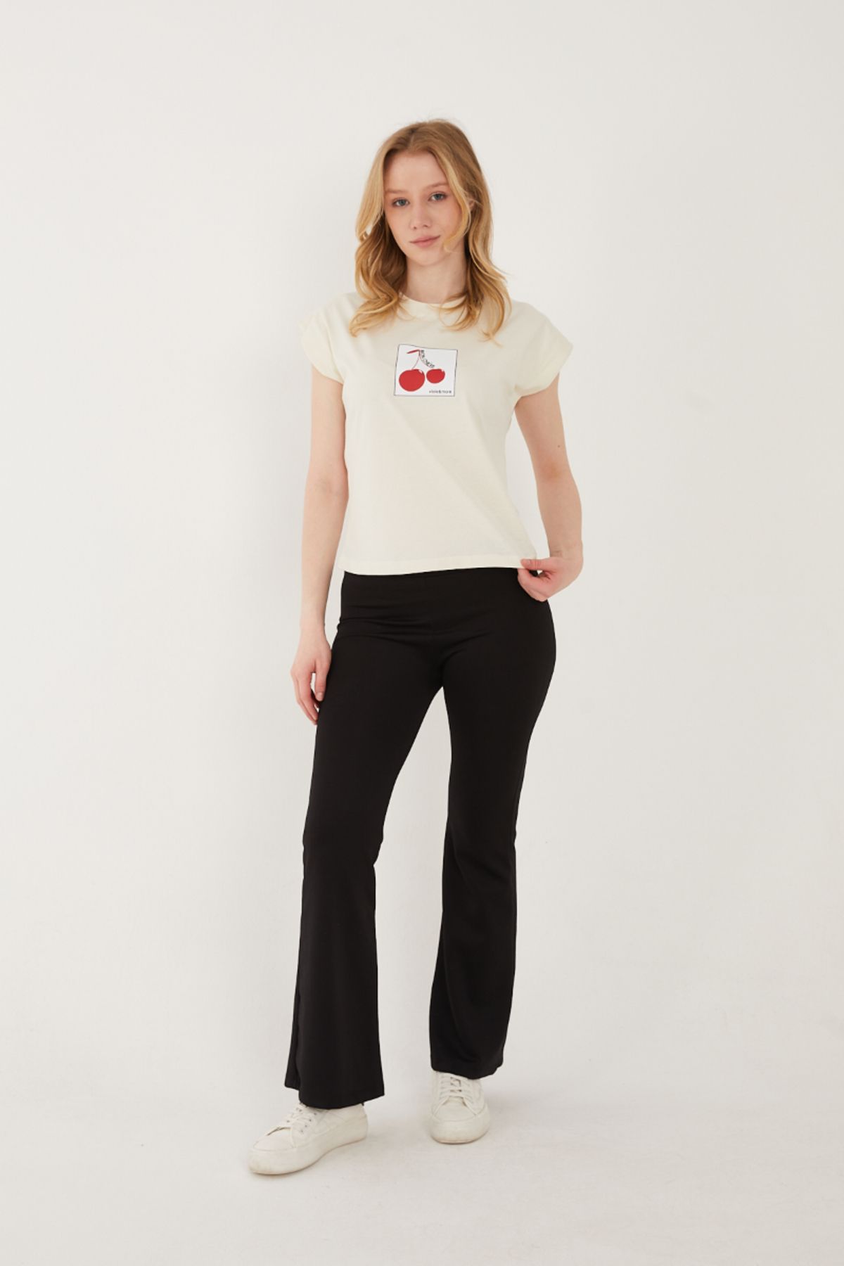 viole&more Kadın T-shirt