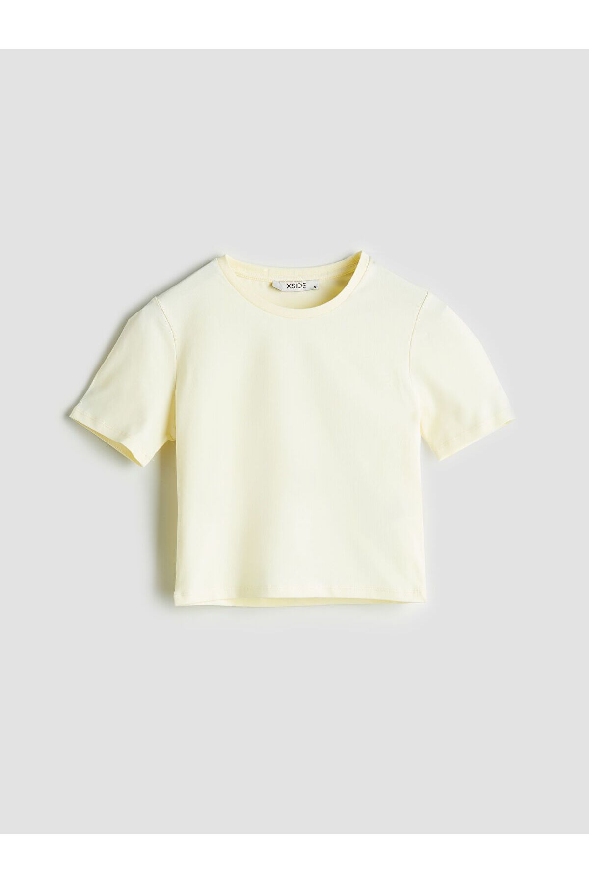 LC Waikiki Bisiklet Yaka Kadın Crop