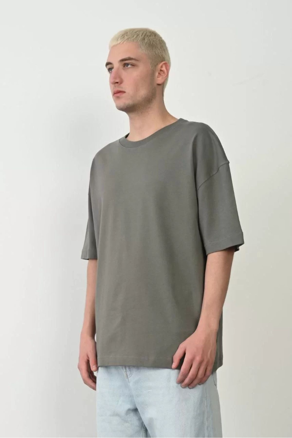 FantaziAtölyesi Unisex Basic Bisiklet Yaka Oversize T-Shirt - Füme