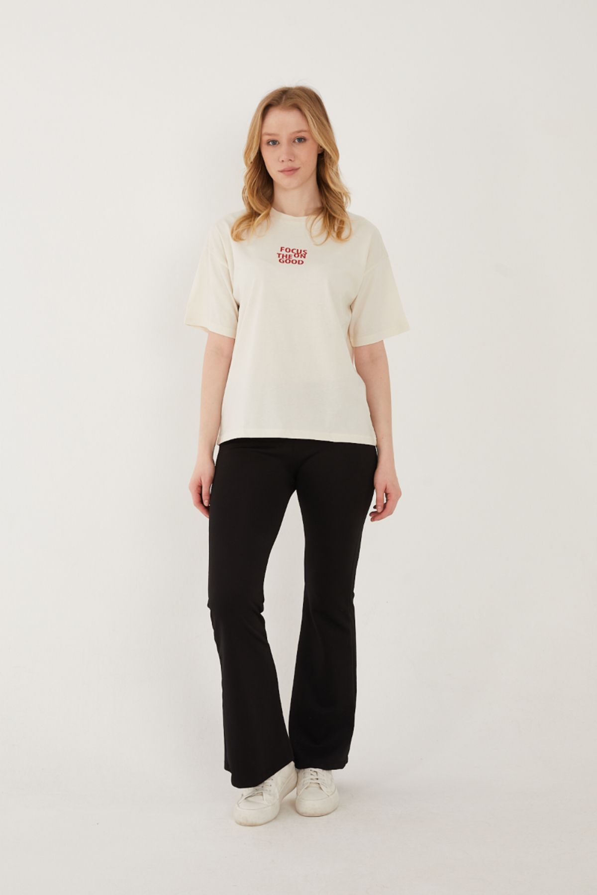 viole&more Kadın T-shirt