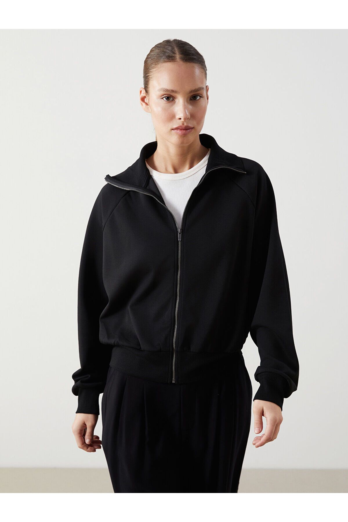 LC Waikiki Dik Yaka Oversize Kadın Fermuarlı Sweatshirt