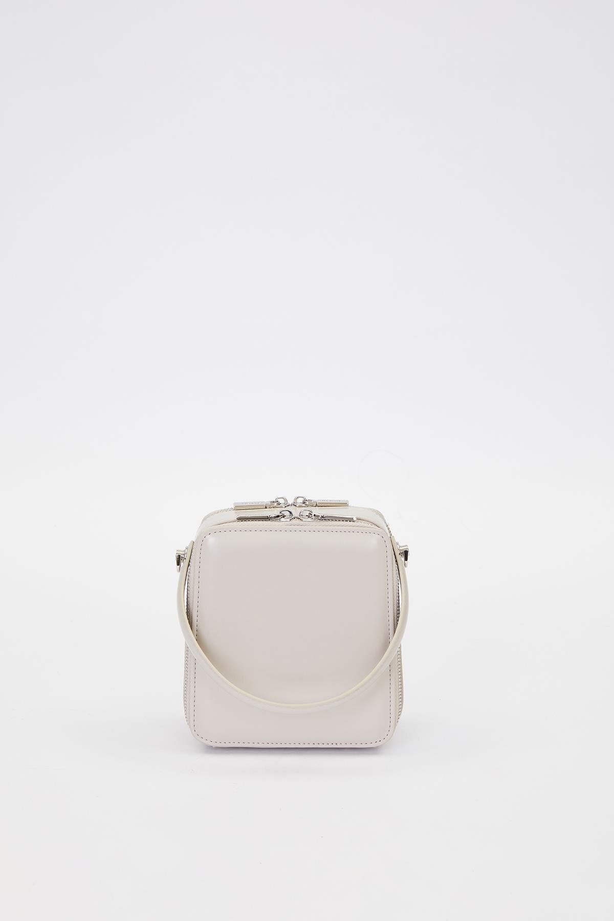 Levidor-Gray Rectangular Model Shoulder Bag 5