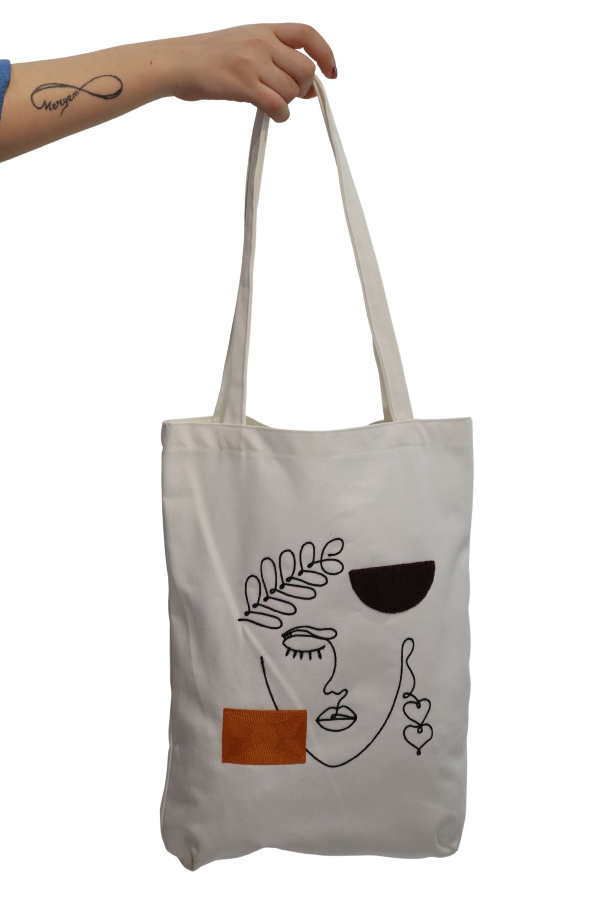 e-Bizz Store Punch Nakışlı 1 Adet Omuz Çantası & Plaj Çantası & Bez Çanta