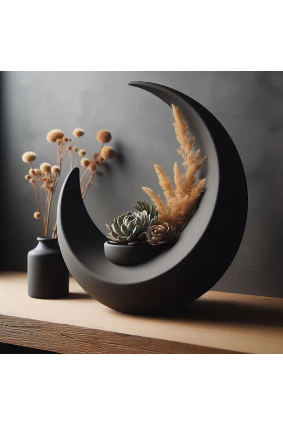sermen kreatif Designer Crescent Decorative Object, Vase, Vessel