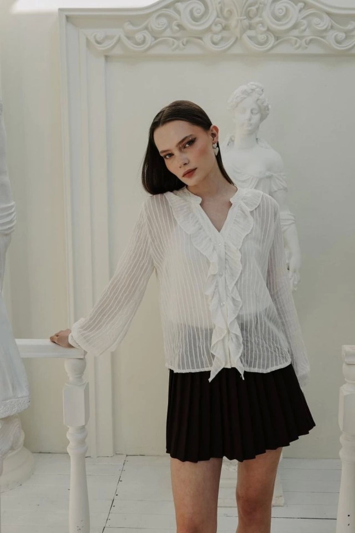 Butik Fırfır Transparan Gömlek - Beyaz