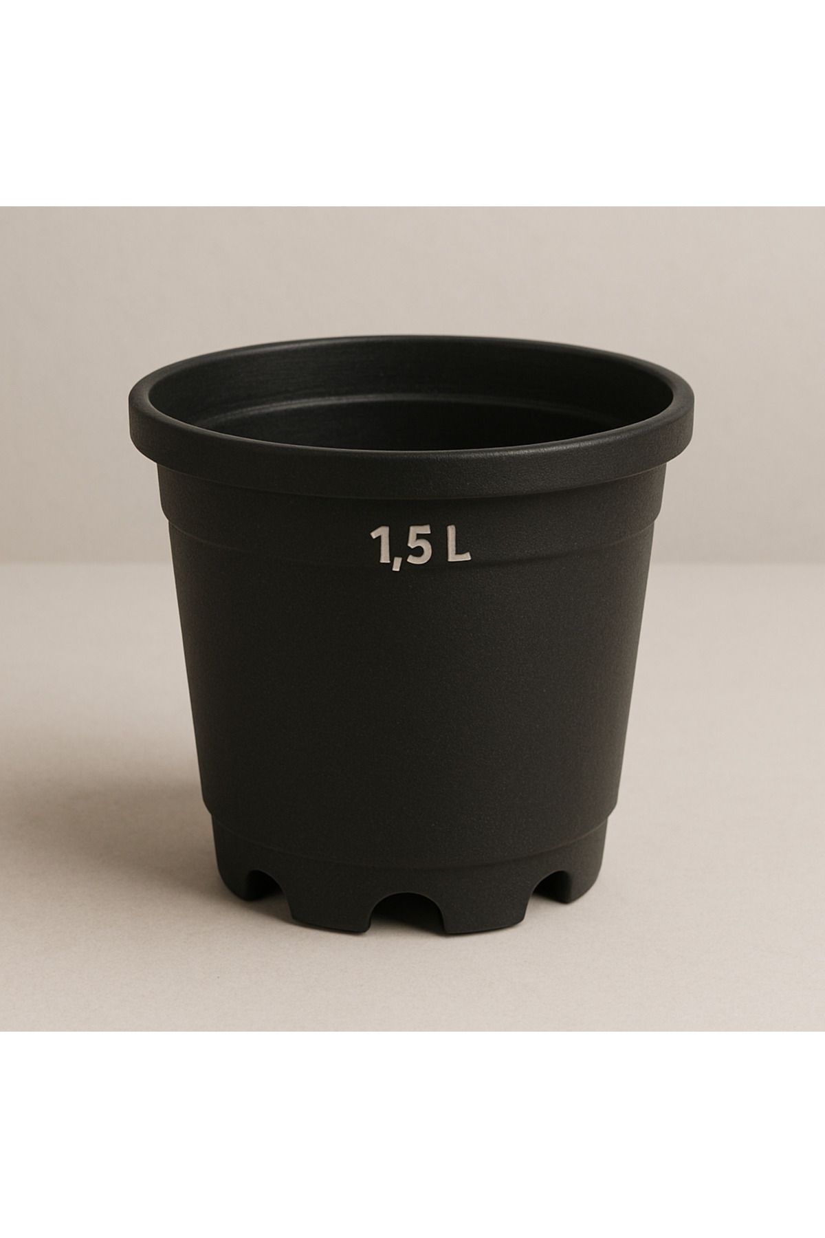 Bağ bahçe Fidan Üretim saksısı 4 adet 14,5×12,5 Cm 1,5 Lt Plastik Saksı Siyah Üretim Saksı Bitki Saksısı