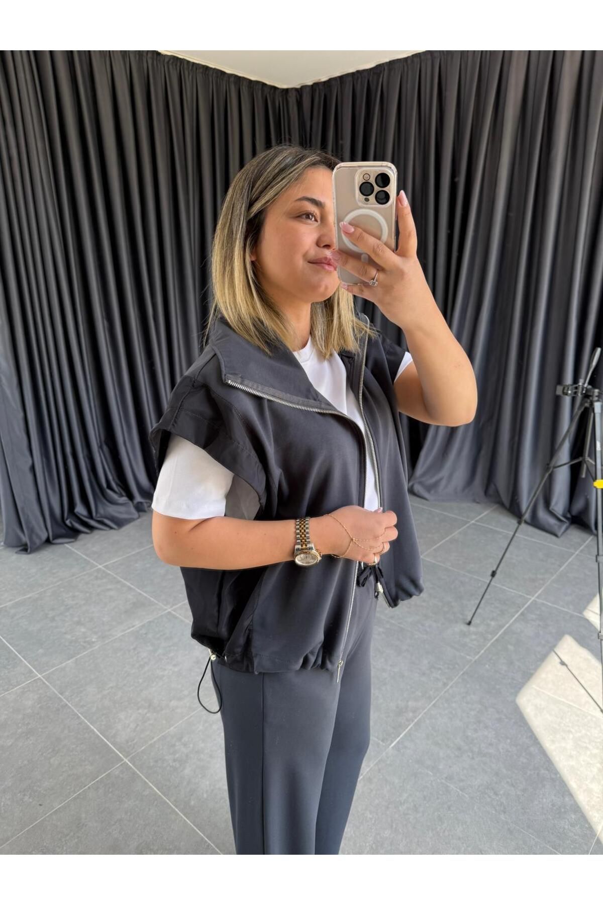 BÜŞRA PERKER Antrasit Paraşüt Kumaş Takım