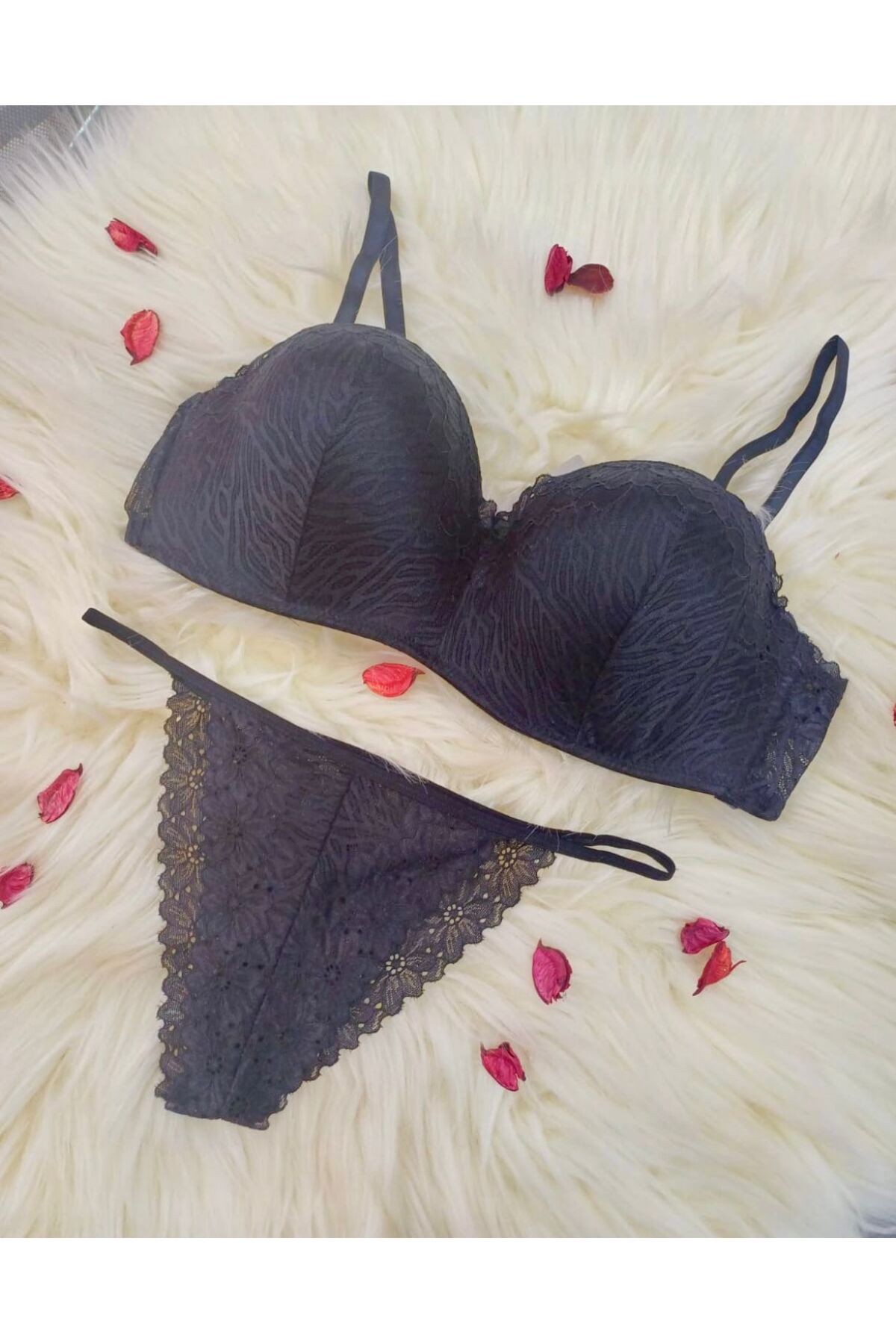 amourrsecrett Lotus Sütyen Takımı