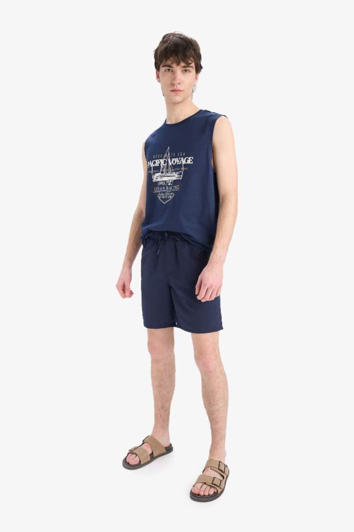 DeFacto Yeni Sezon Regular Fit Kısa Boy Deniz Şortu