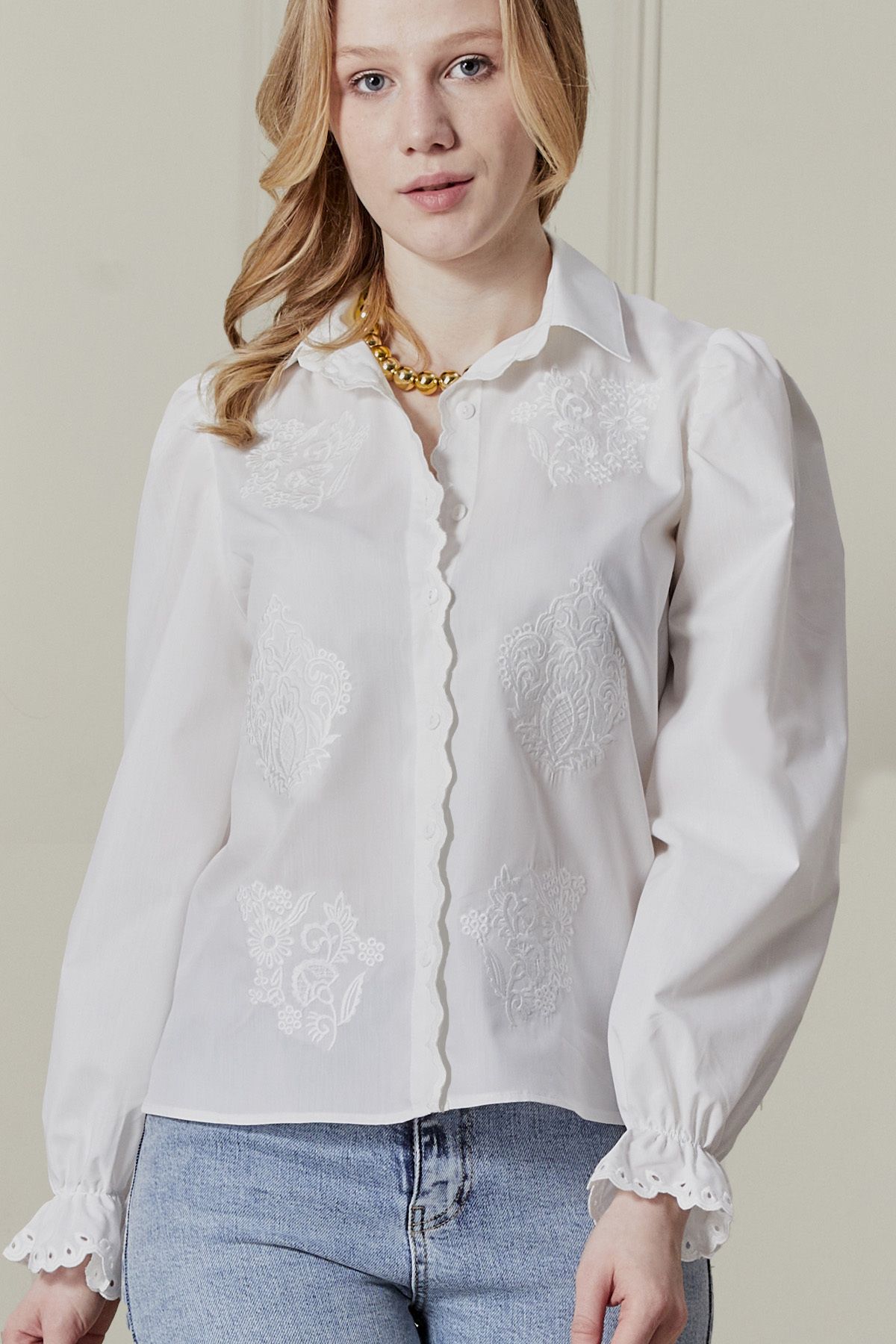 fumel women's clothing Kadın Beyaz Fisto Detaylı Prenses Vintage Gömlek