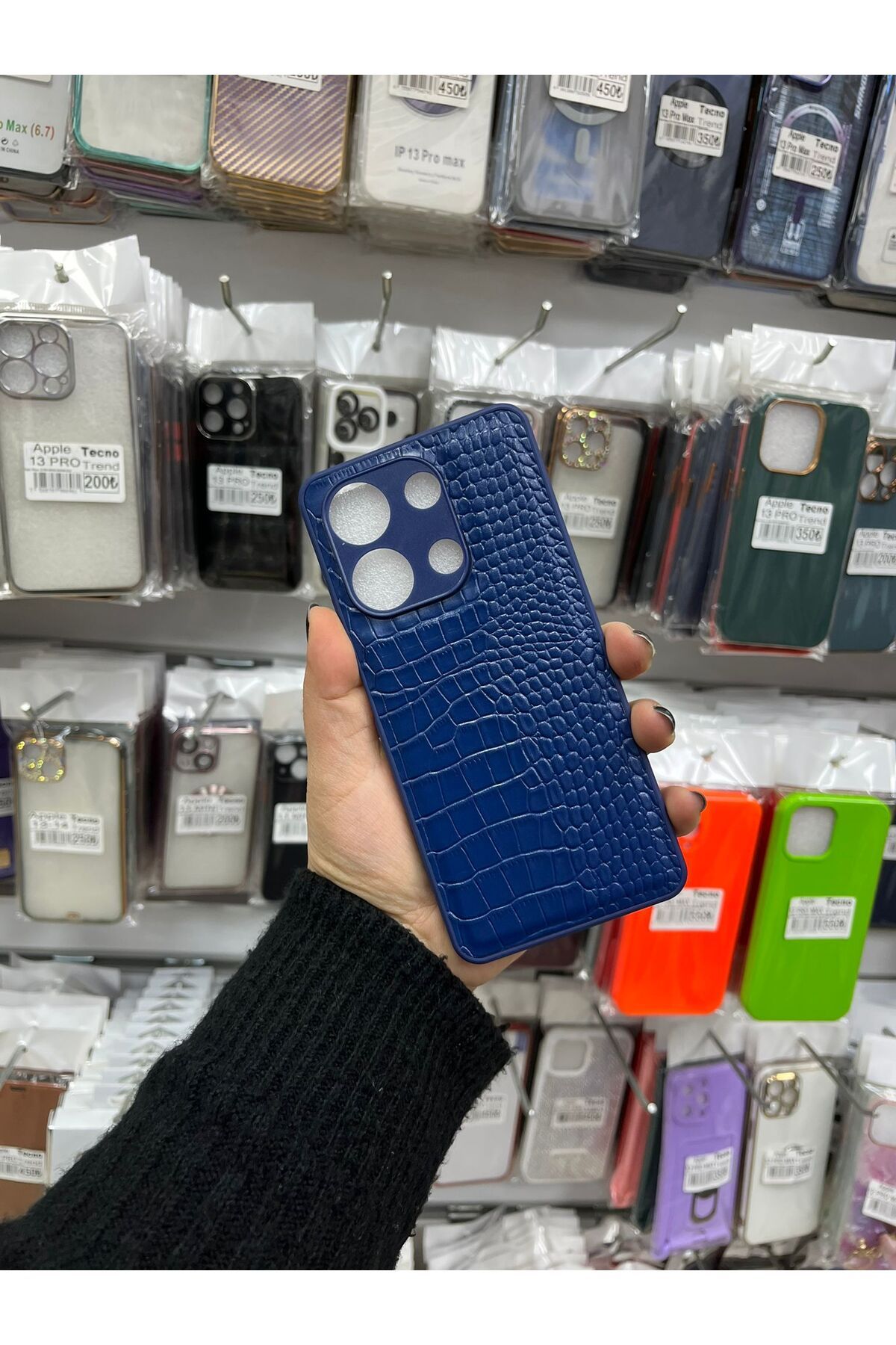 TECNOTREND XİAOMİ REDMİ NOTE 13 4G Dokulu Yüzey Çekmeye Dayanıklı Cep Telefon Kılıfı Pu Deri Kaplamalı Yumuşak