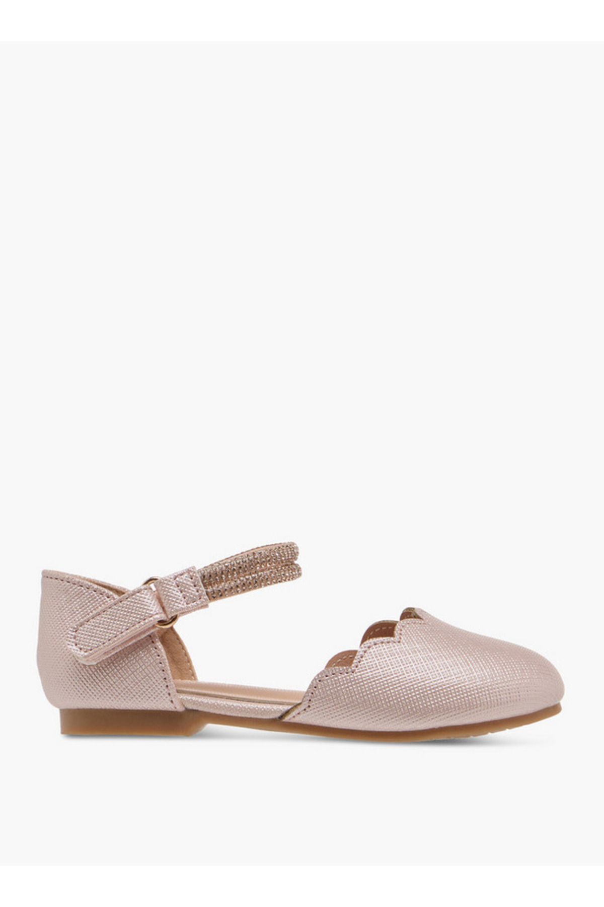 Juniors-Scallop Detail Ballerina Shoes with Hook and Loop Closure 3