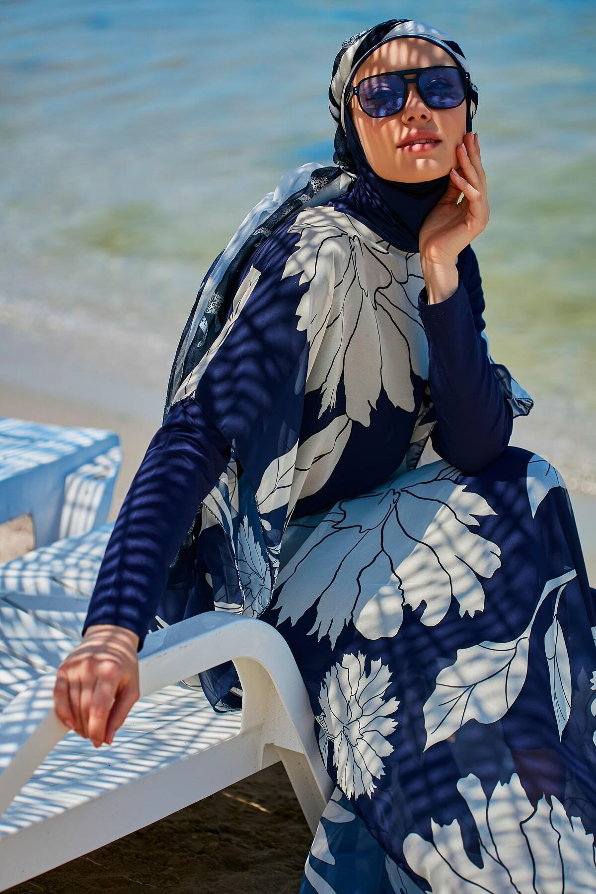 Floral Navy Blue Pareo Kaftan P2348