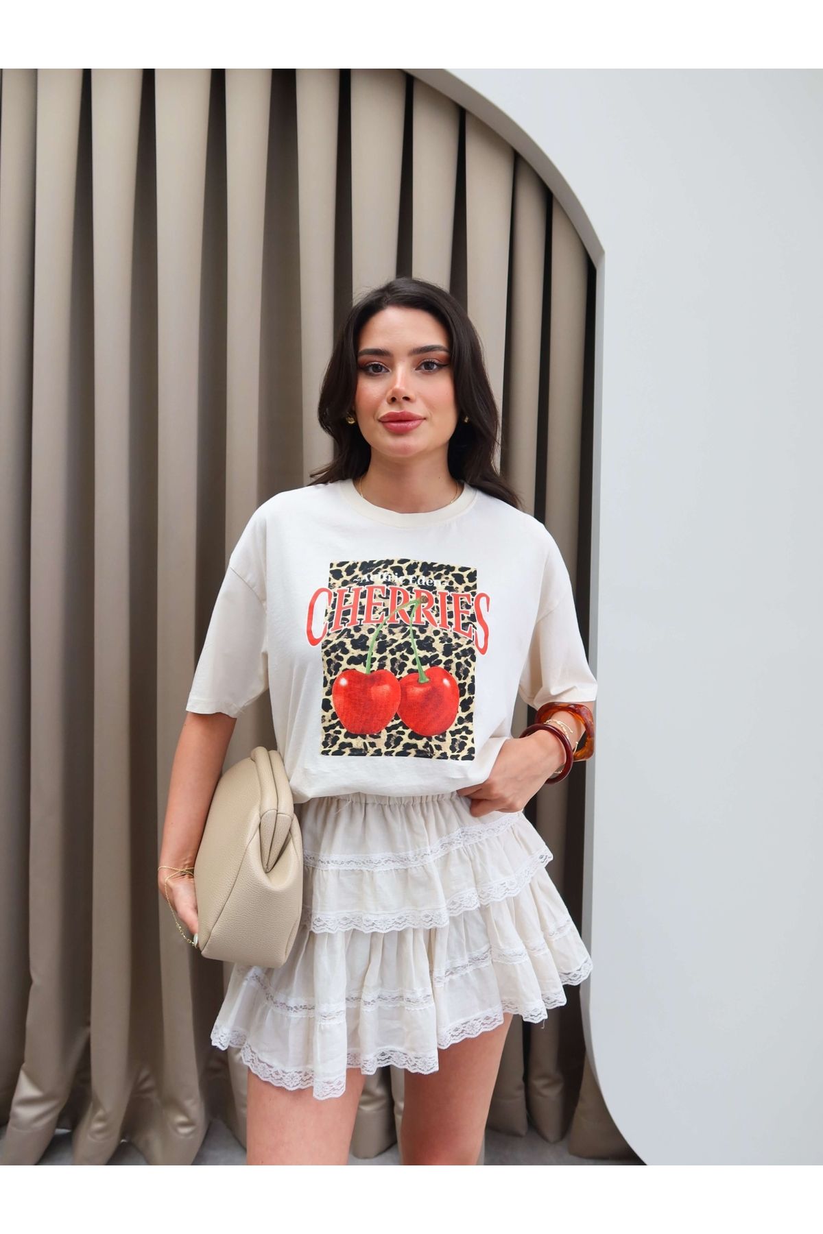 ESRAHELVACI Cherry Baskılı Oversize Tshirt