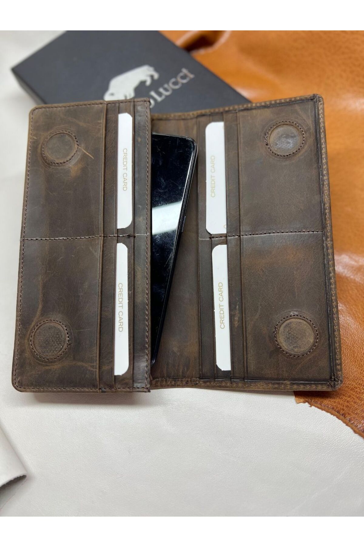 saremod Telefon Bölmeli Mıknatıslı ve El Bantlı Büyük Paraportföy Cüzdan