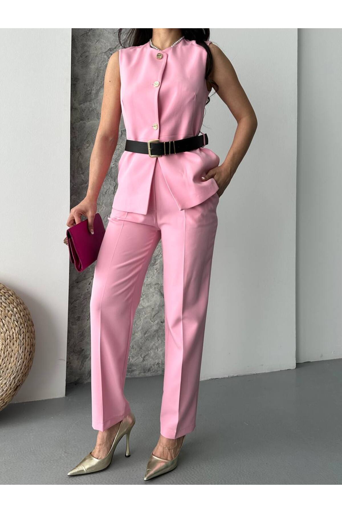 Ensemble veste et pantalon ceinturé femme rose en crêpe double importé - Görsel 7