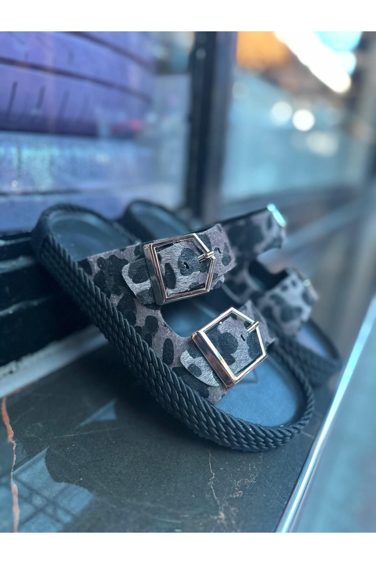 MİSS PARK MODA GRİ LEOPAR TERLİK