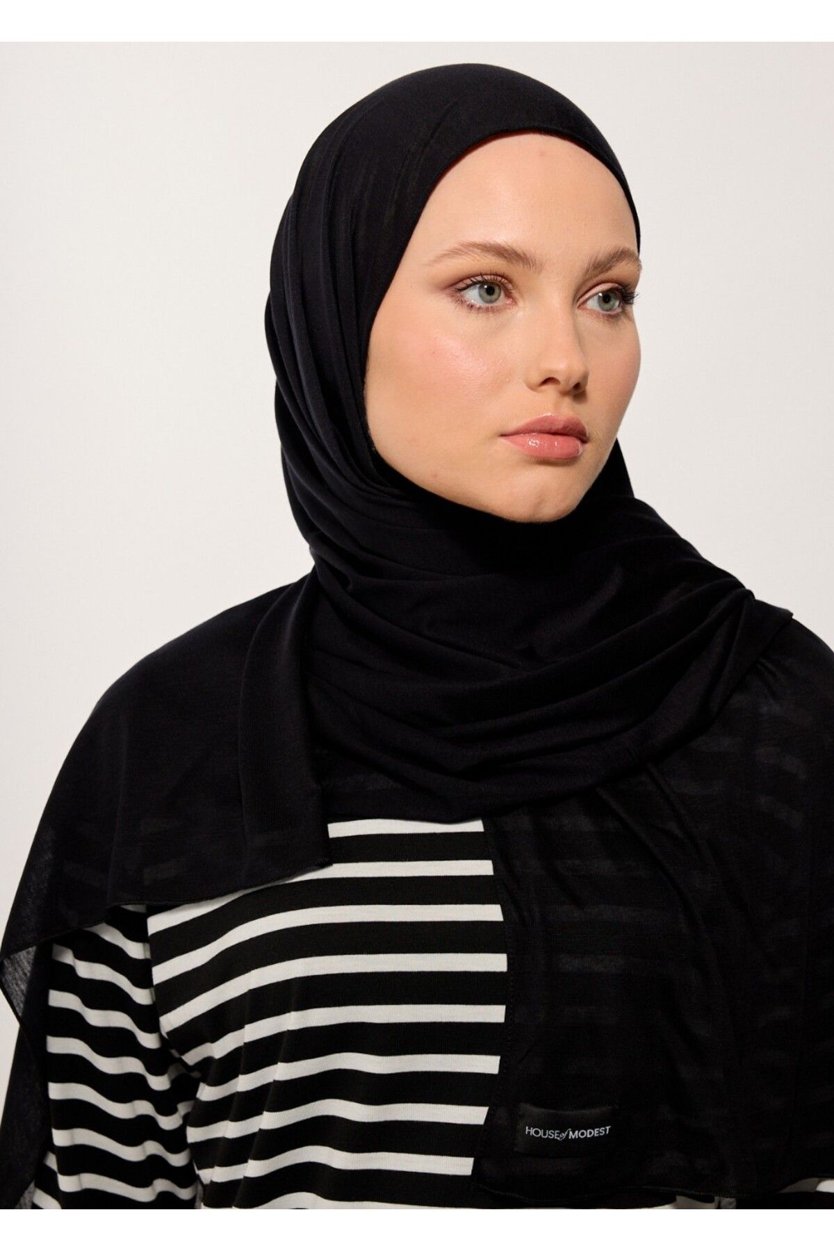 HOUSE OF MODEST - BONE ŞAL-SİYAH