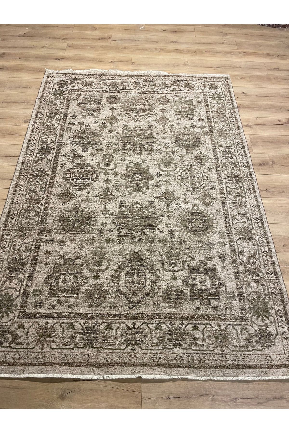 Merinos Halı MERİNOS İHRAÇ FAZLASI 160x230 EBATLI HALI