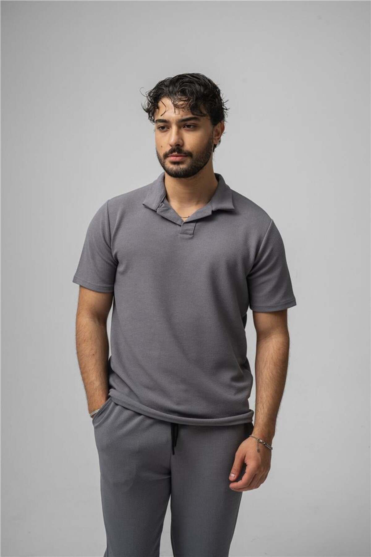 OUTFİT MAN Erkek Polo Yaka Gizli Kabartma T-Shirt Gri