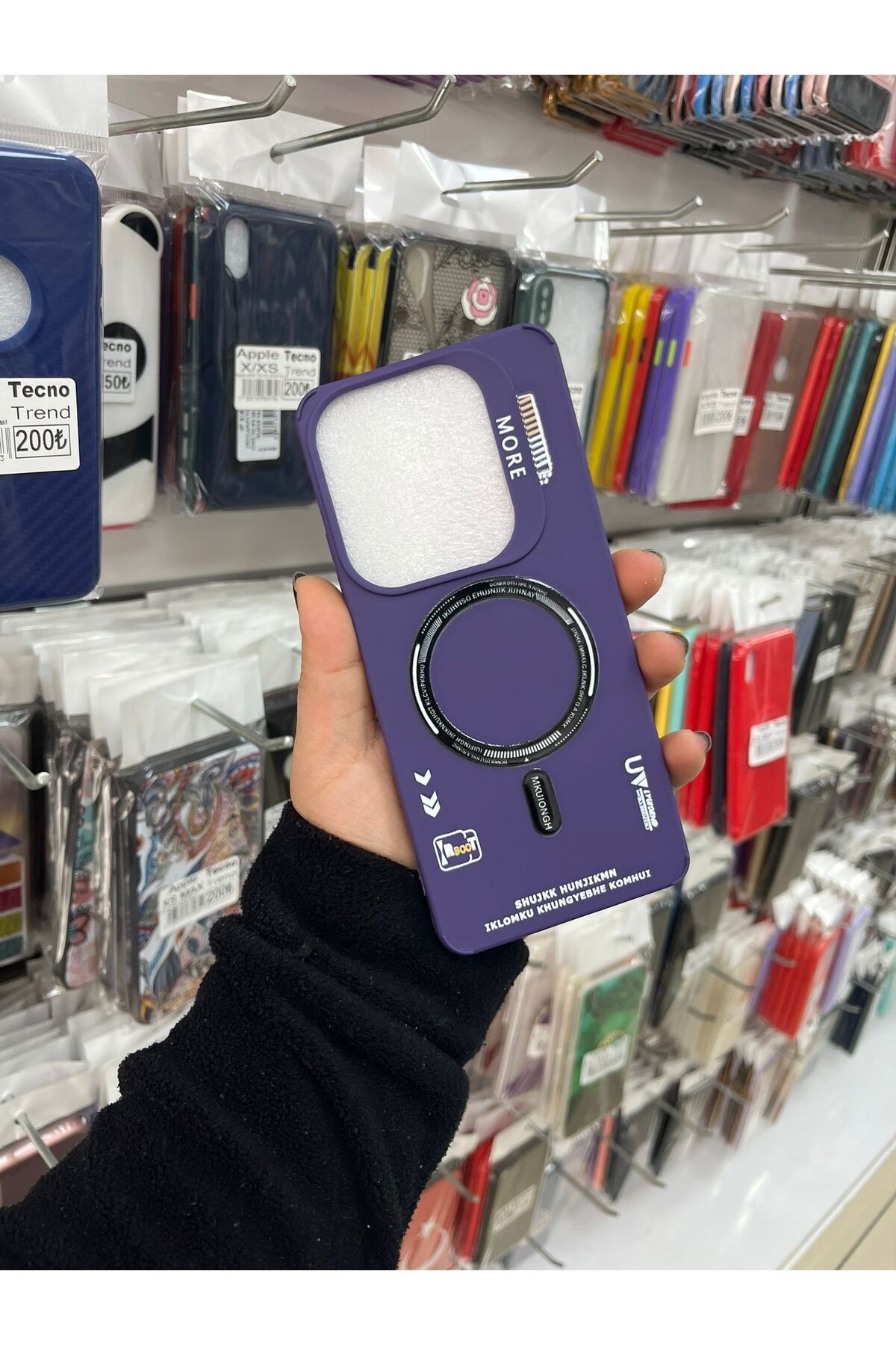 TECNOTREND İNFİNİX HOT 40 PRO Uyumlu Renkli Magsafe Kablosuz Slikon Telefon Kilifi