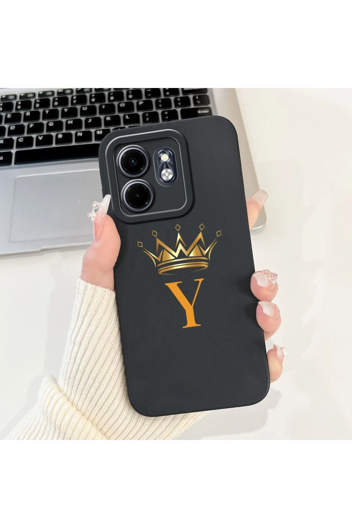 Rotaks İnfinix Hot 50i Uyumlu Harfli Taç Baskılı Kişiye Özel Silikon Telefon Kılıfı - Y