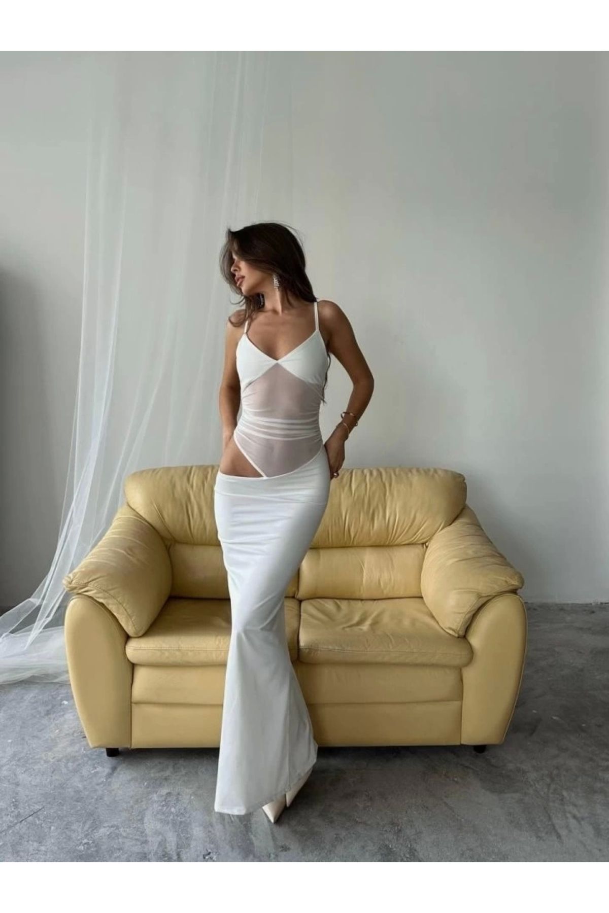 Butik TÜL DETAY ELBİSE