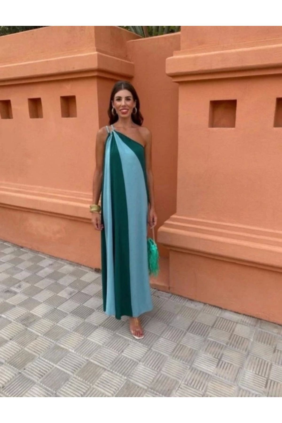 Butik ÇİFT RENKLİ ELBİSE