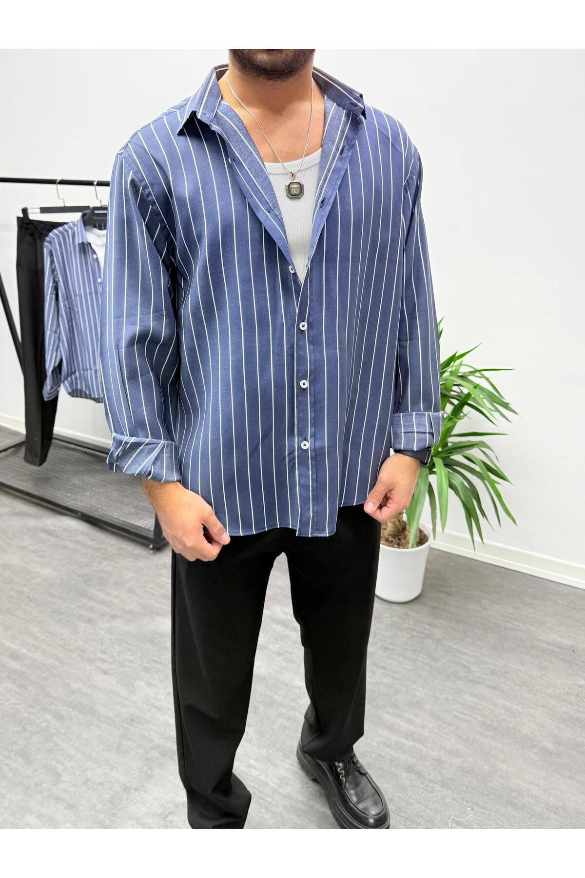 MENOFOURSWEAR Lacivert Çizgi Detaylı Oversize Gömlek