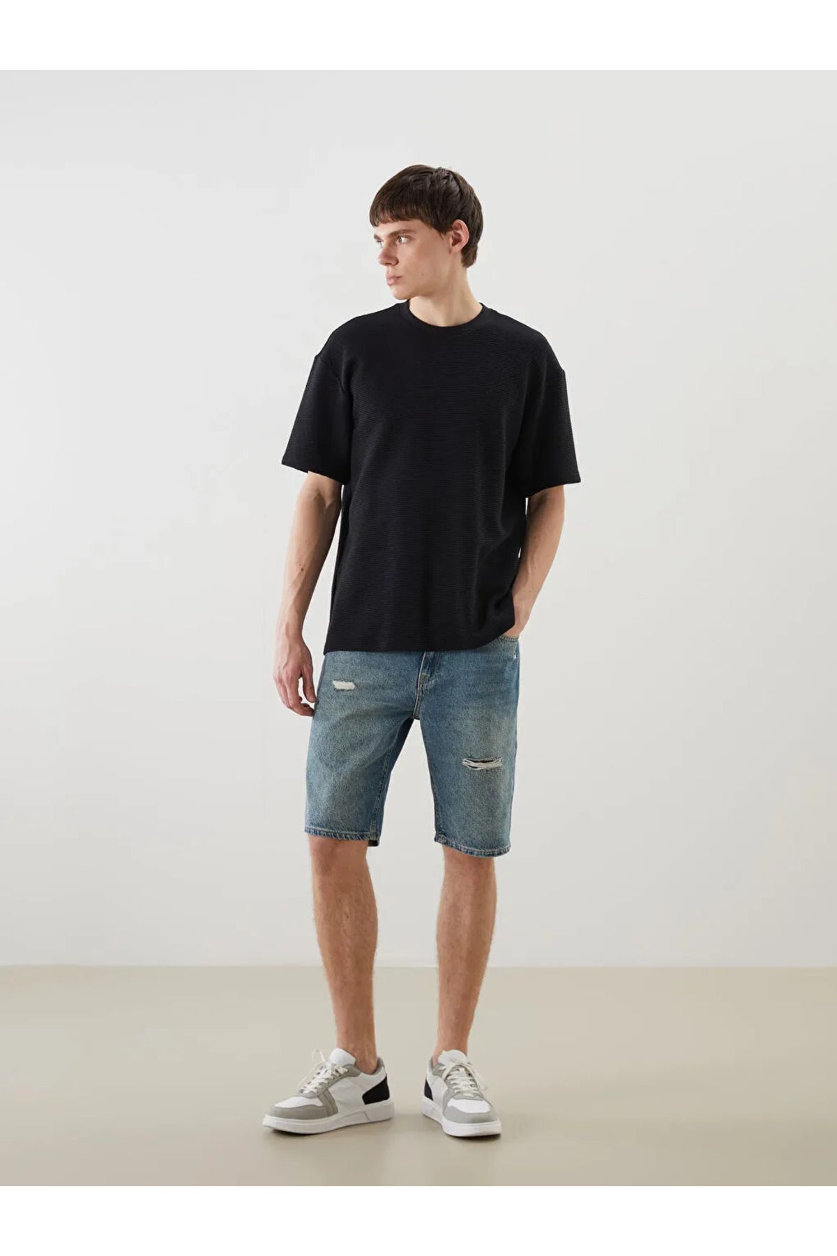 LC Waikiki LCW Jeans Yeşil Standart Kalıp Erkek Jean Şort