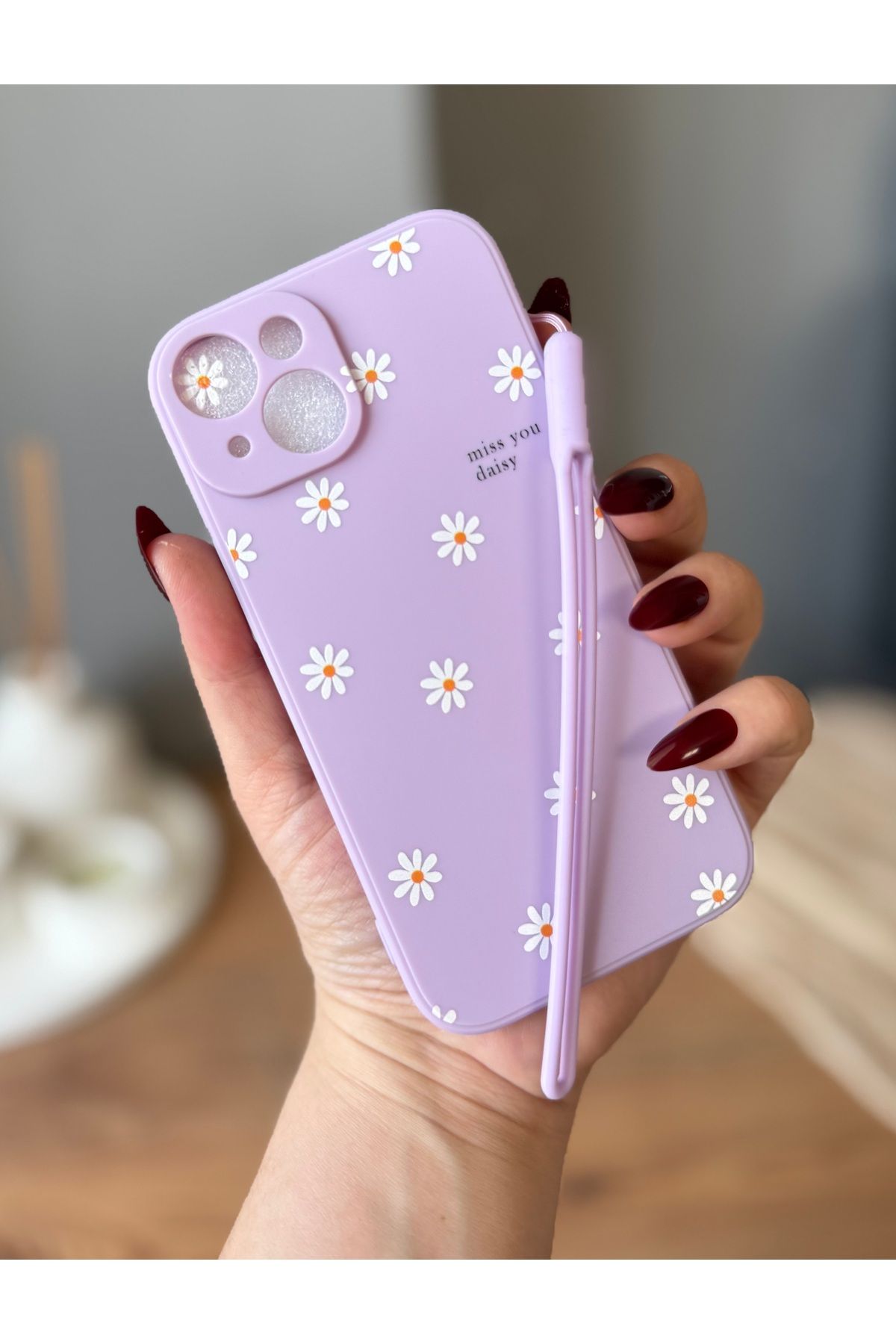 MirazTasarim IPHONE 15 TELEFON İPLİ LİLA PAPATYA DESENLİ KILIF