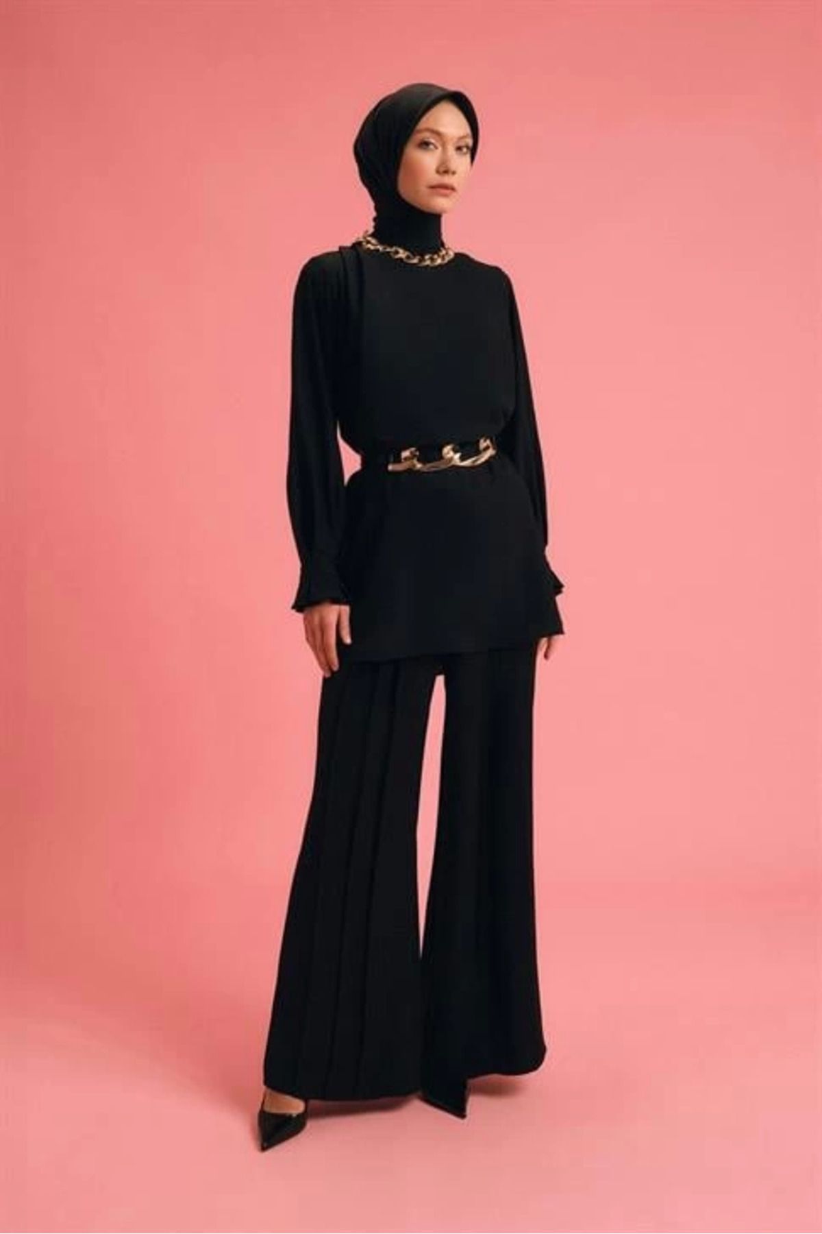aradimtaradim Armine Omuzları Ve Kolları Pile Detaylı Tunik 24Y4720 Siyah
