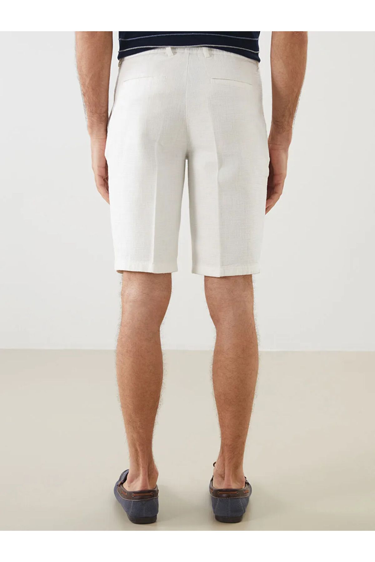 LC Waikiki-شورت LCW Vision Ecru Standard Moulded Linen Look للرجال 4