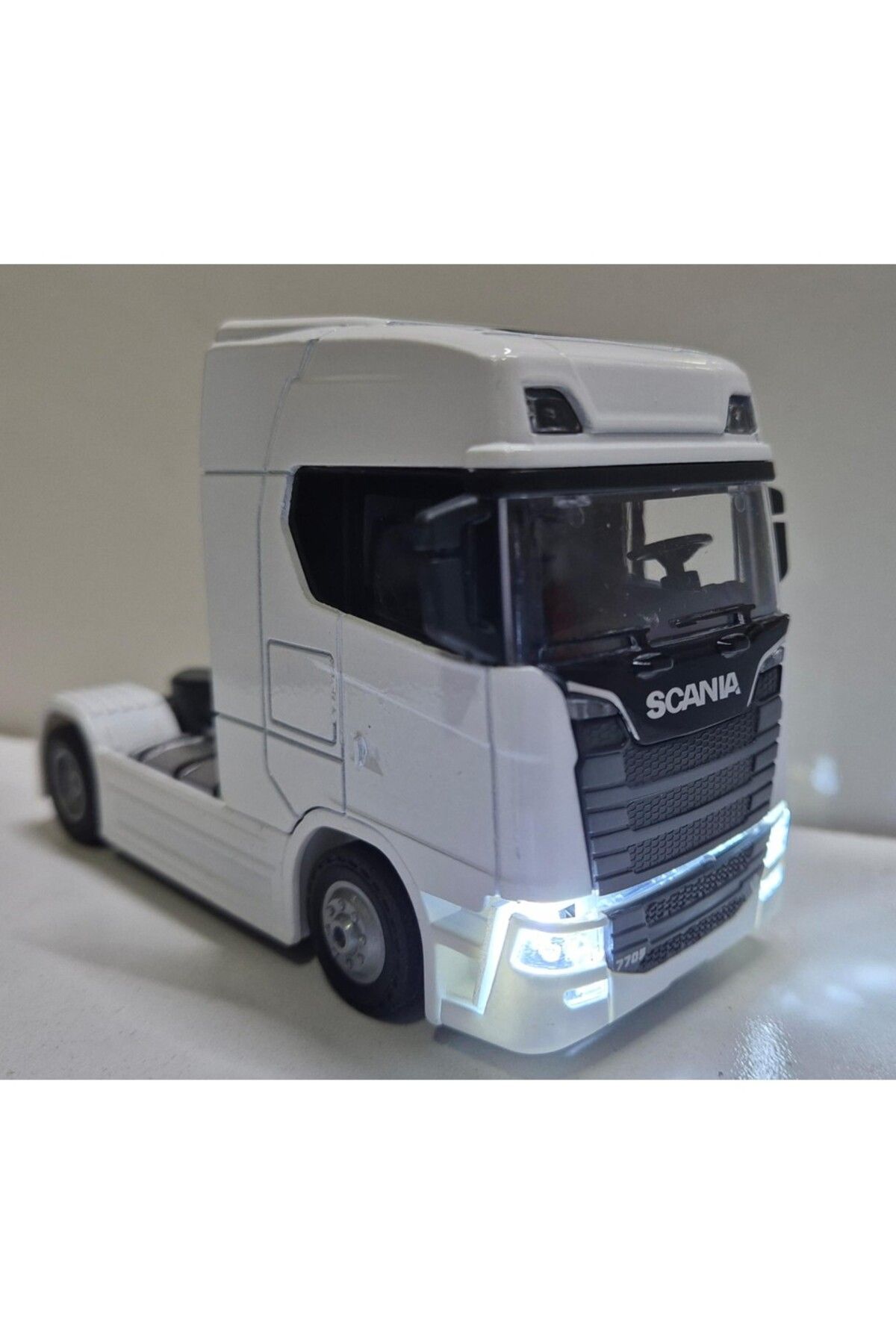 Mıncır Shop Oyuncak Metal Model Işıklı Sesli Beyaz Scania Tır Çek Bırak 12 cm