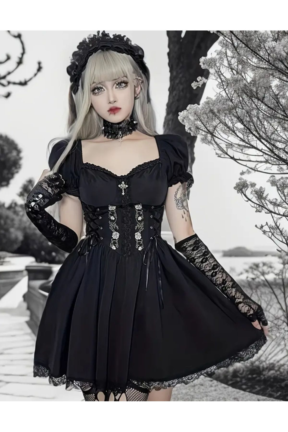 Butic Gotik Siyah Desenli Dantelli Viktoryan Vintage Elbise