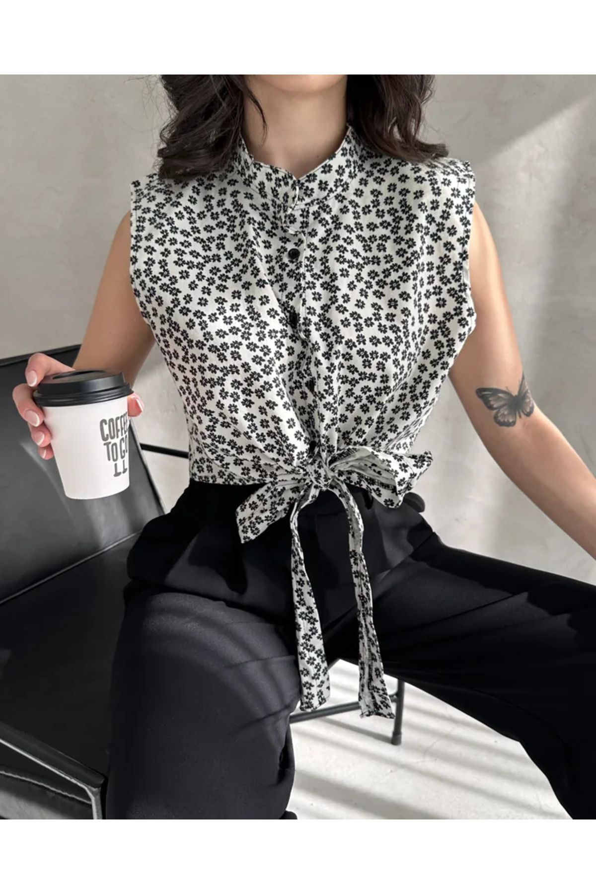 defiletekstil Çiçek Desenli Bağlama Detaylı Crop Gömlek Bluz