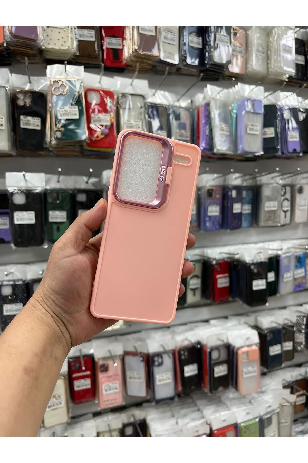 TECNOTREND Xiaomi REDMİ NOTE 13 PRO PLUS Stand Olabilen Tuşu Kolay Basmalı Lansman Kılıf