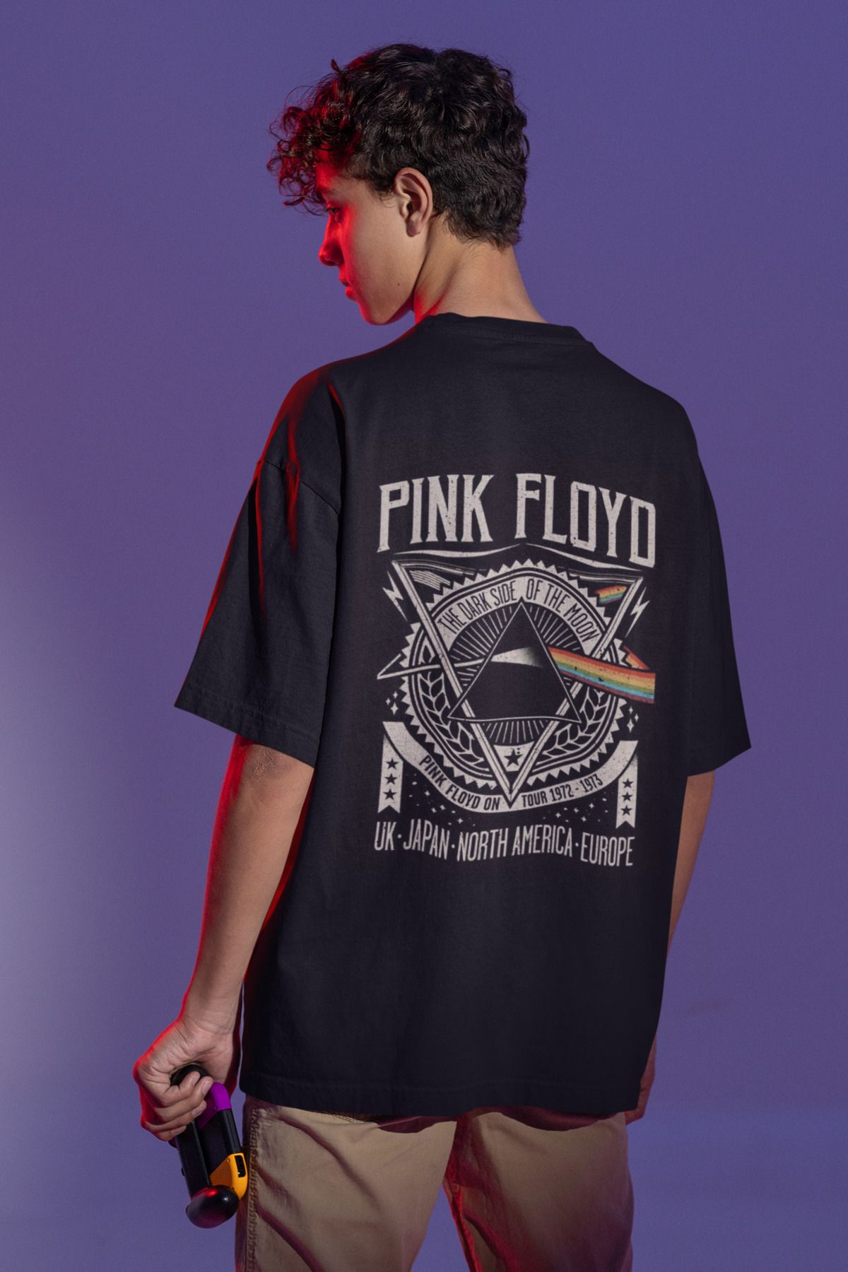 MAGORS FLOYD SIRT BASKILI BİSİKLET YAKA PAMUKLU OVERSIZE KALIP KISA KOLLU UNİSEX TSHIRT