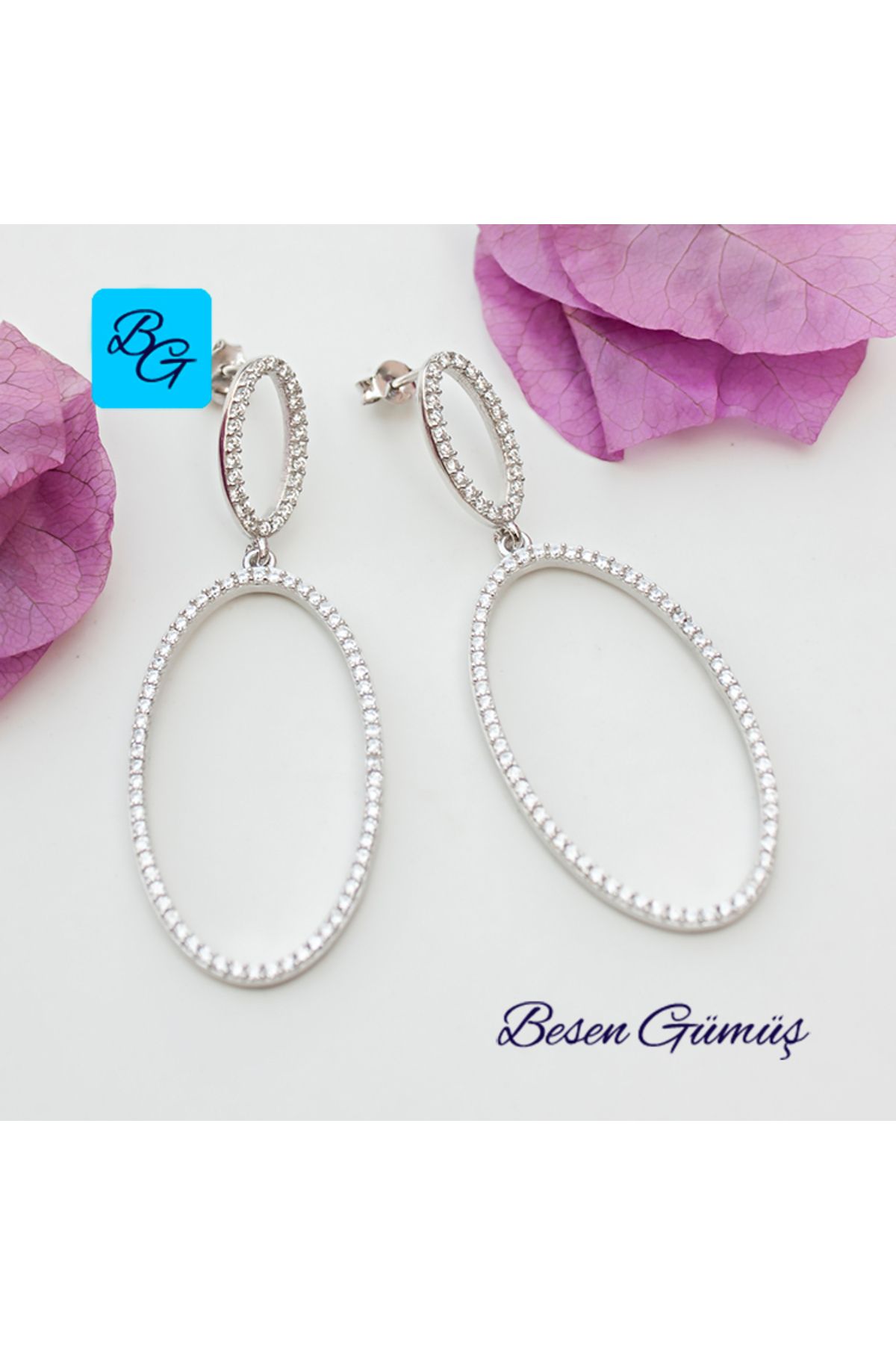 Besen Gümüş Oval Sallantılı Zirkon Taşlı Küpe