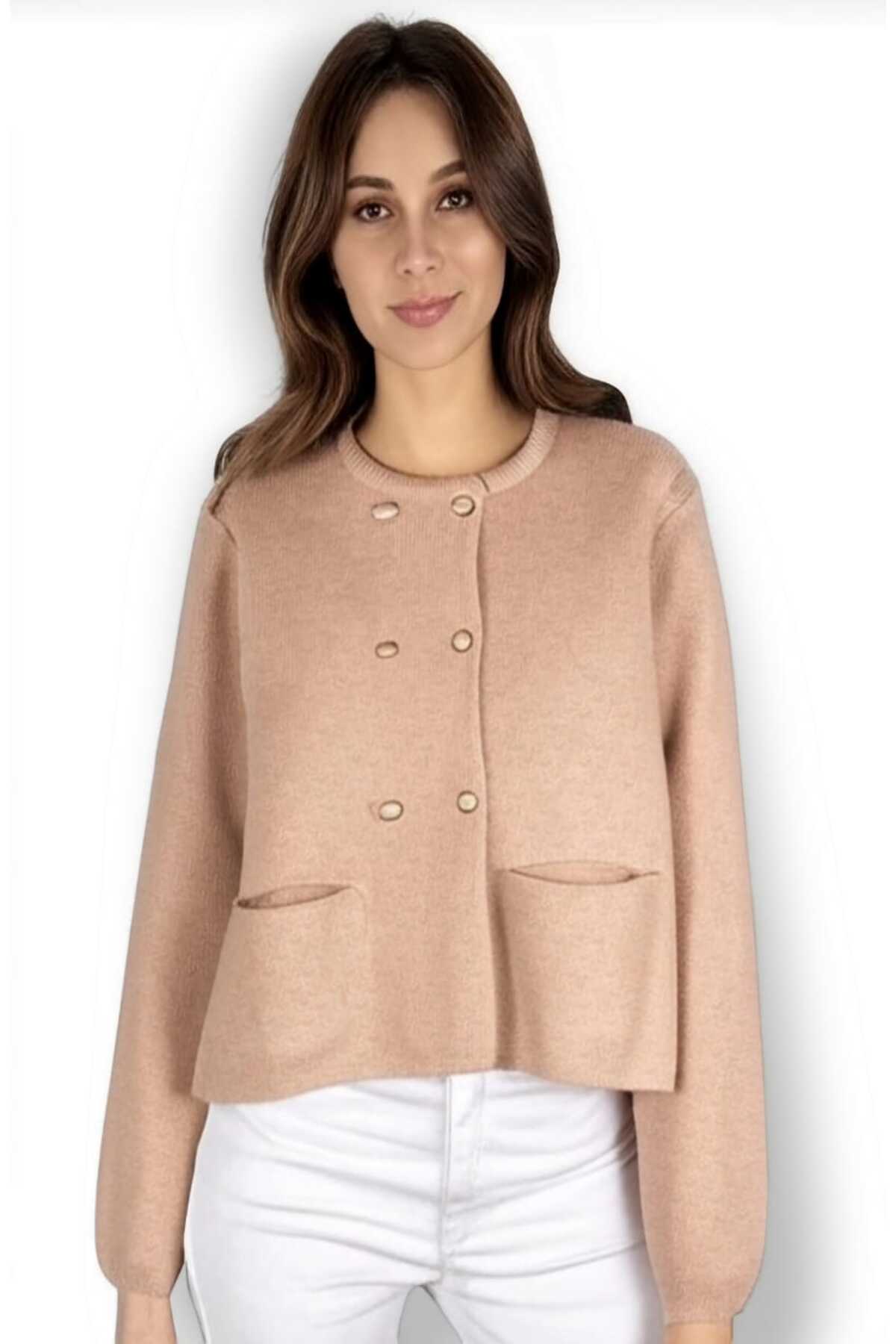 جاكيت صوف طويل بلون الجمل مع أزرار وجيوب للنساء والفتيات من